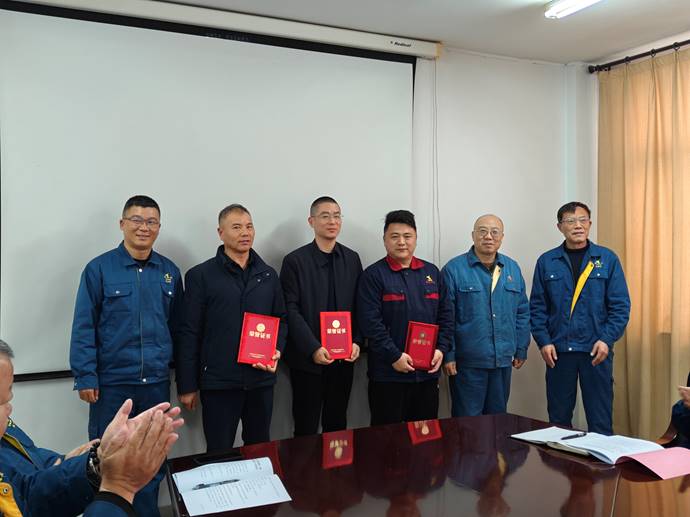 第一事業(yè)部冶化協(xié)力項目部獲銅冠冶化公司“強化意識，防控風險”...