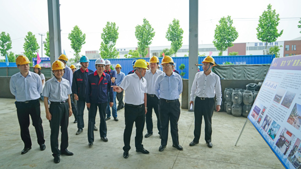 市委書(shū)記丁純到獅子山高新加速器項(xiàng)目調(diào)研 市委書(shū)記丁純到獅子山高新加速器項(xiàng)目調(diào)研